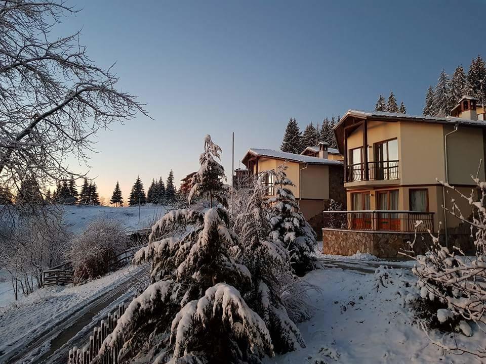 амампури Луксозна вила